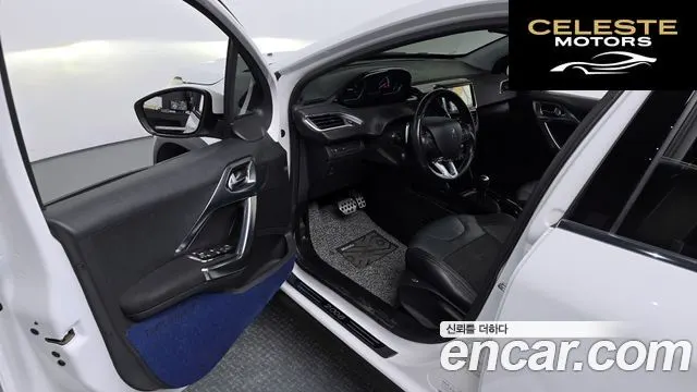 PEUGEOT 2008 1.6 BlueHDi GC 2018 — photo 12 sur 35
