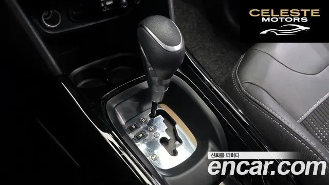 PEUGEOT 2008 1.5 BlueHDi 2019 — photo 12 sur 31