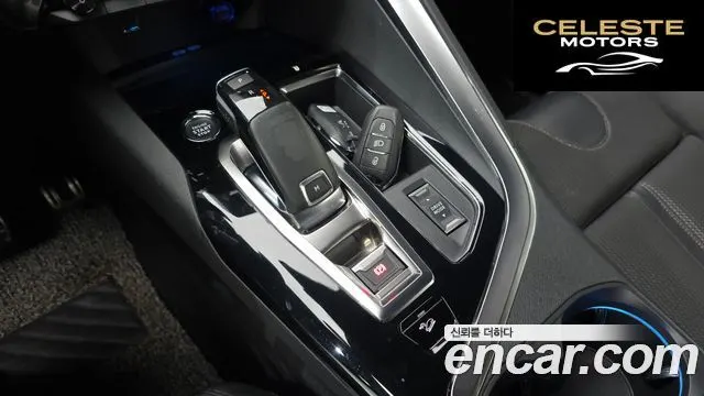 PEUGEOT 5008 21.2 Pure Tech GT 2022 — photo 12 sur 31