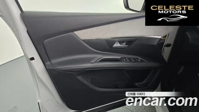 PEUGEOT 5008 21.2 Pure Tech GT 2022 — photo 14 sur 31