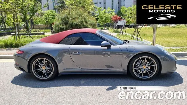 PORSCHE 911 Carrera 4 Cabriolet 2017 — photo 15 sur 26