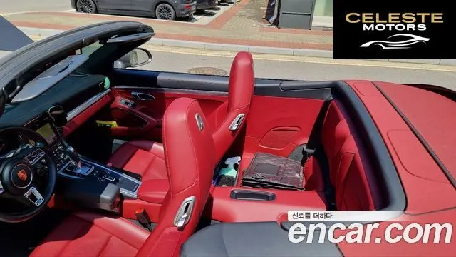 PORSCHE 911 Carrera 4 Cabriolet 2017 — photo 24 sur 26