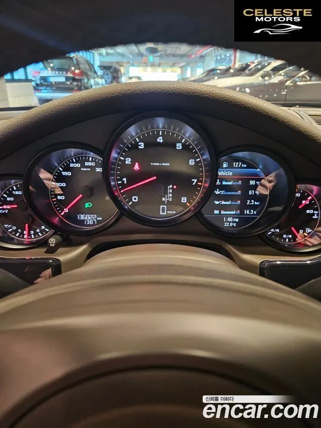 PORSCHE Panamera 3.6 2WD 2014 — photo 10 sur 23