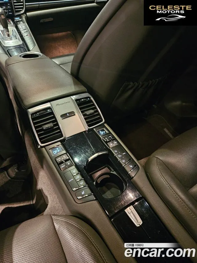PORSCHE Panamera 3.6 2WD 2014 — photo 13 sur 23