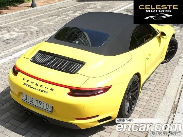 PORSCHE 911 Carrera 4 GTS Cabriolet 2018 — photo 17 sur 25