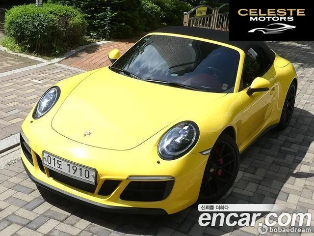 PORSCHE 911 Carrera 4 GTS Cabriolet 2018 — photo 18 sur 25