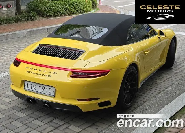 PORSCHE 911 Carrera 4 GTS Cabriolet 2018 — photo 2 sur 25