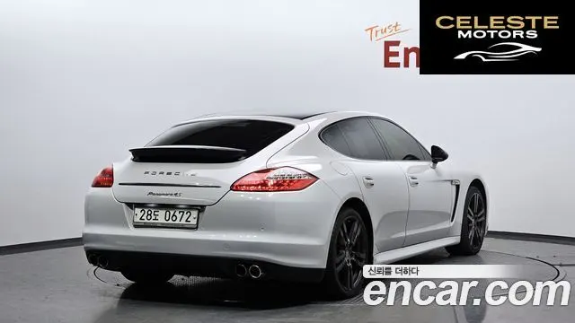 PORSCHE Panamera 4.8 4S 2010 — photo 2 sur 26