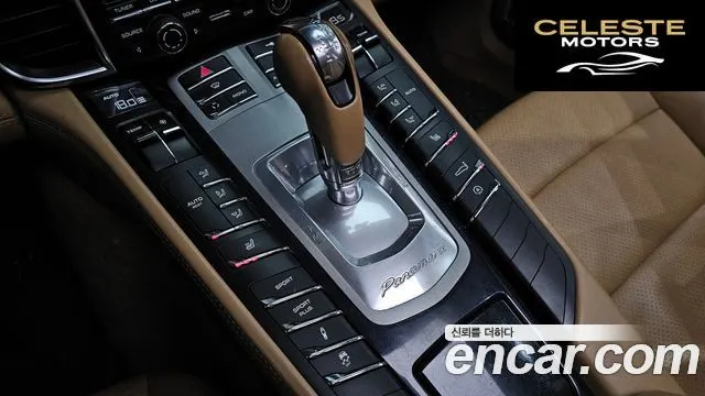 PORSCHE Panamera 4.8 4S 2010 — photo 9 sur 26