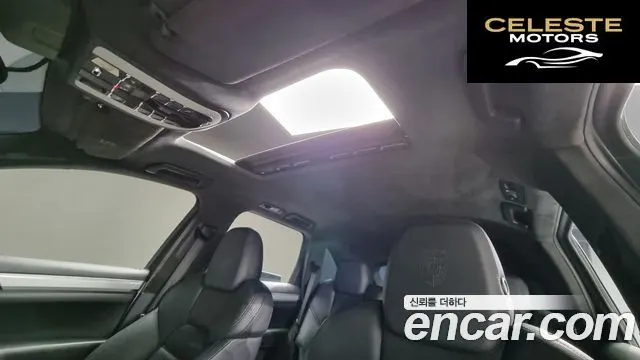 PORSCHE Cayenne 4.8 Turbo 2011 — photo 11 sur 20
