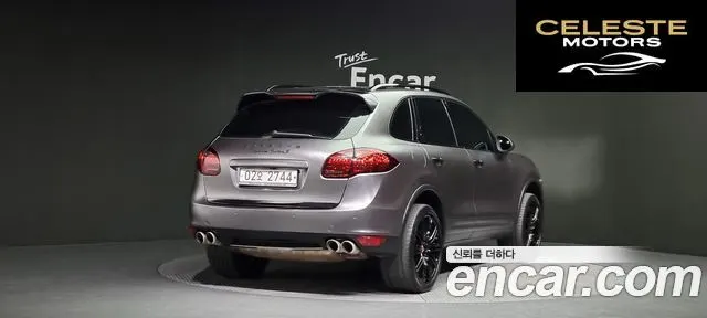 PORSCHE Cayenne 4.8 Turbo 2011 — photo 2 sur 20