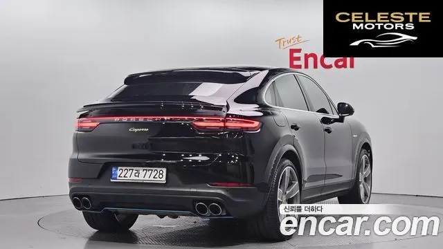 PORSCHE Cayenne (PO536) 3.0 E-HighCoupé 2020 — photo 2 sur 20