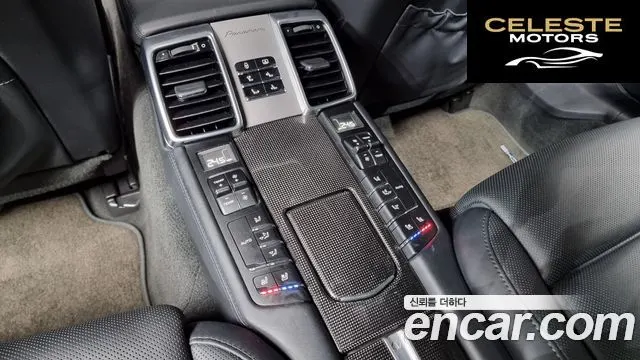 PORSCHE Panamera 4.8 GTS 2014 — photo 18 sur 20
