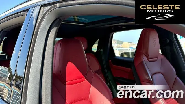 PORSCHE Cayenne (PO536) 3.0 2019 — photo 13 sur 26