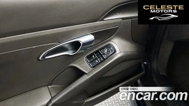 PORSCHE 718 Cayman 2.0 2018 — photo 15 sur 23