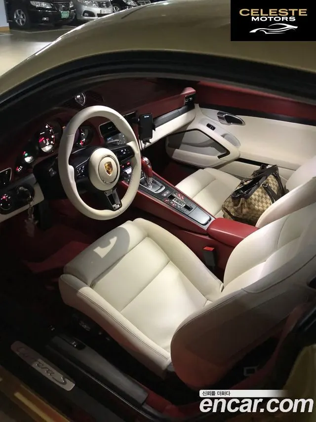 PORSCHE 911 Carrera S 2013 — photo 20 sur 22
