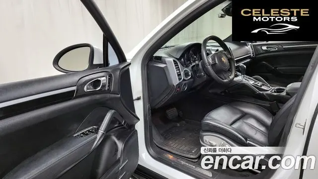 PORSCHE Cayenne 3.0 2013 — photo 10 sur 20