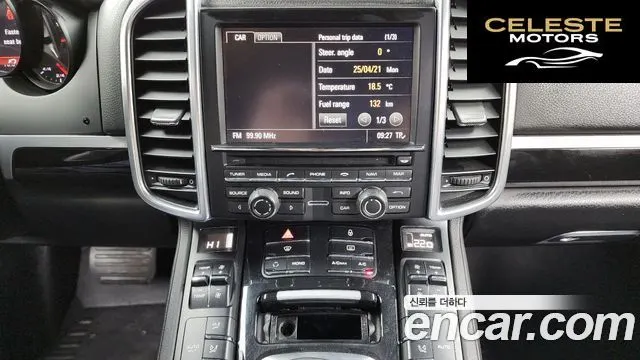 PORSCHE Cayenne 3.0 2013 — photo 15 sur 20