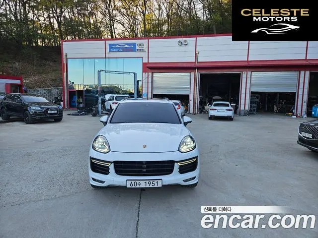 PORSCHE Cayenne 3.6 GTS 2018 — photo 25 sur 26