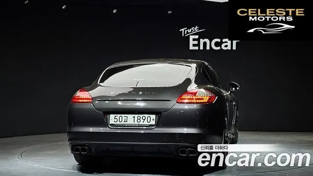 PORSCHE Panamera 4.8 GTS 2013 — photo 4 sur 20