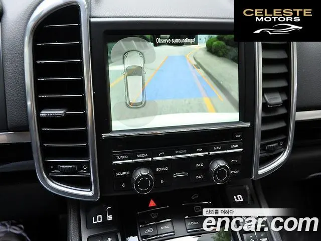 PORSCHE Cayenne 3.0 2015 — photo 17 sur 26