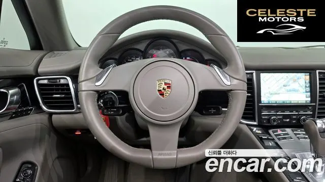 PORSCHE Panamera 4.8 S 2010 — photo 13 sur 20