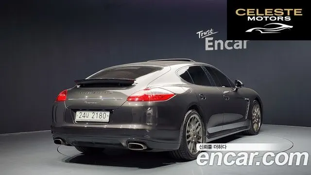 PORSCHE Panamera 3.6 AWD 2012 — photo 2 sur 20