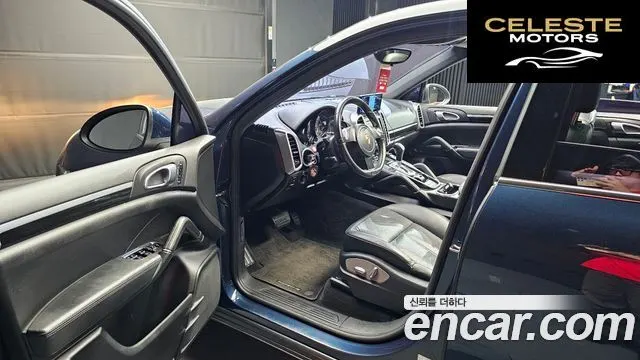 PORSCHE Cayenne 3.0 2011 — photo 11 sur 20