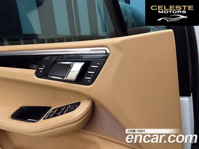 PORSCHE Macan 3.0 S 2016 — photo 11 sur 26