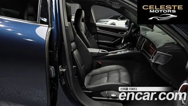 PORSCHE Panamera 3.0 2012 — photo 10 sur 20