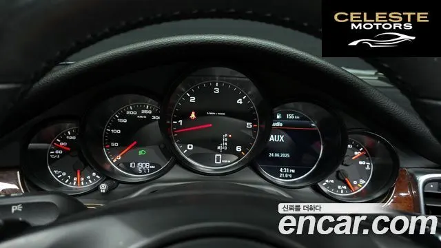 PORSCHE Panamera 3.0 2012 — photo 8 sur 20