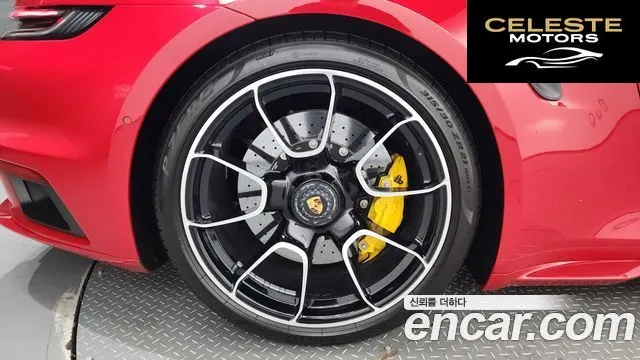 PORSCHE 911 (992) Turbo S Cabriolet 2022 — photo 5 sur 20
