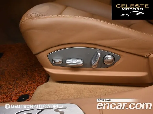PORSCHE Panamera 4.8 GTS 2013 — photo 18 sur 26