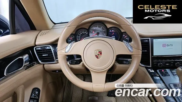 PORSCHE Panamera 4.8 4S 2011 — photo 13 sur 20