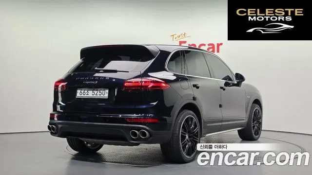 PORSCHE Cayenne 4.2 S 2015 — photo 2 sur 20