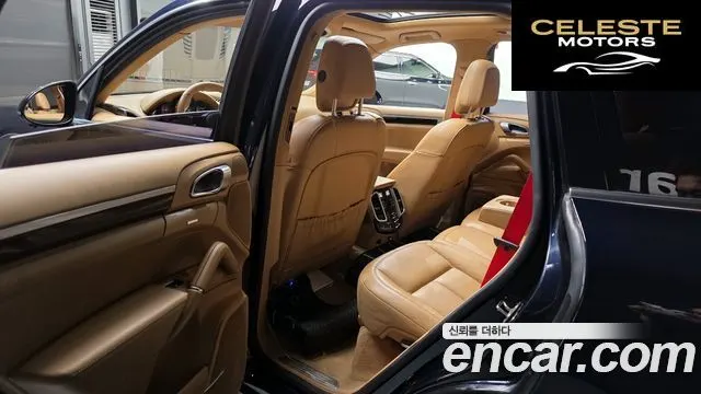 PORSCHE Cayenne 4.2 S 2015 — photo 11 sur 20