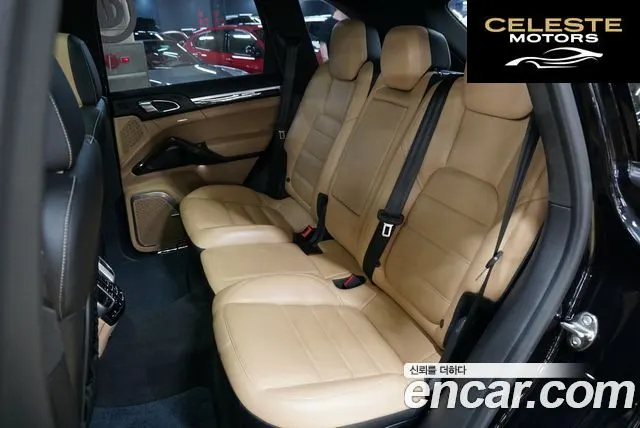 PORSCHE Cayenne 4.8 Turbo S 2014 — photo 18 sur 26