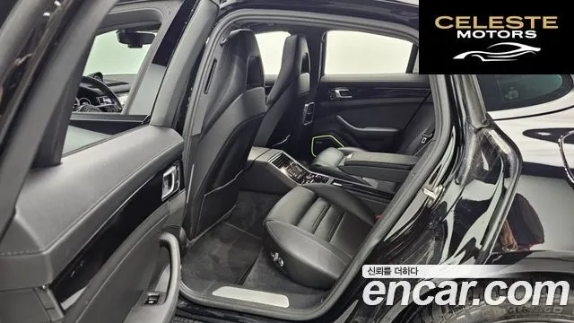 PORSCHE Panamera (971) 2.9 AWD E-High 2018 — photo 11 sur 20
