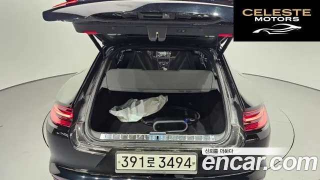 PORSCHE Panamera (971) 2.9 AWD E-High 2018 — photo 19 sur 20
