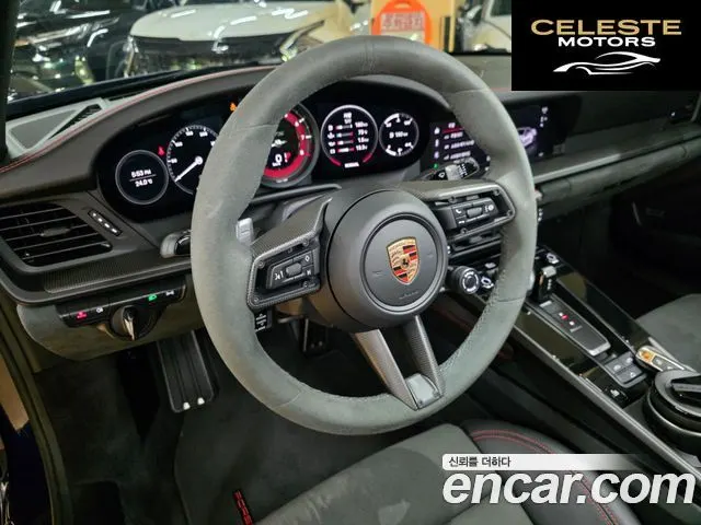 PORSCHE 911 (992) Carrera 4 GTS Cabriolet 2024 — photo 12 sur 26