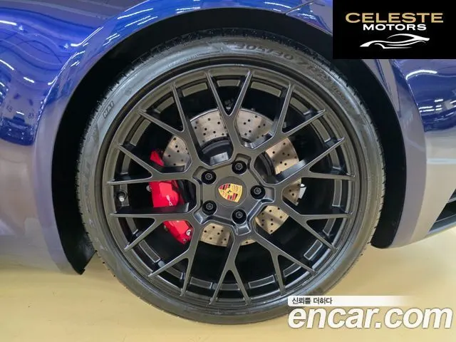 PORSCHE 911 (992) Carrera 4 GTS Cabriolet 2024 — photo 5 sur 26