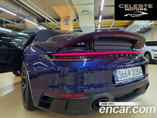 PORSCHE 911 (992) Carrera 4 GTS Cabriolet 2024 — photo 6 sur 26