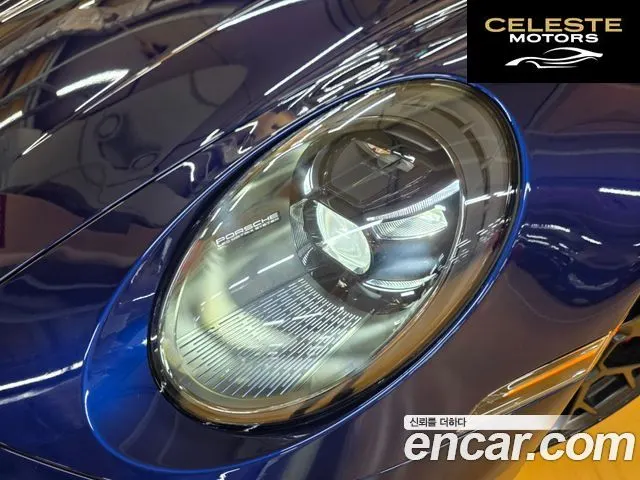 PORSCHE 911 (992) Carrera 4 GTS Cabriolet 2024 — photo 8 sur 26