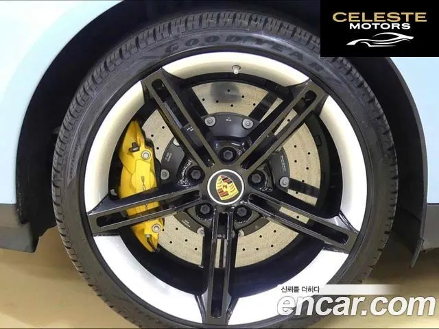 PORSCHE Taycan Turbo S 2023 — photo 4 sur 20