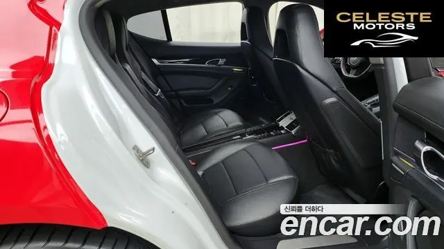 PORSCHE Panamera 3.6 AWD Edition 2016 — photo 12 sur 26