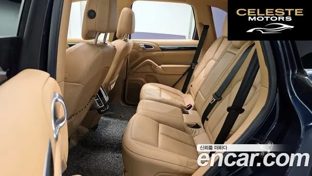PORSCHE Cayenne 3.6 2011 — photo 12 sur 20
