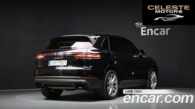PORSCHE Cayenne (PO536) 3.0 2020 — photo 2 sur 20