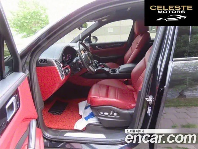 PORSCHE Cayenne (PO536) 3.0 E-High 2021 — photo 12 sur 26