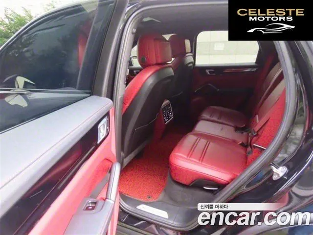 PORSCHE Cayenne (PO536) 3.0 E-High 2021 — photo 13 sur 26