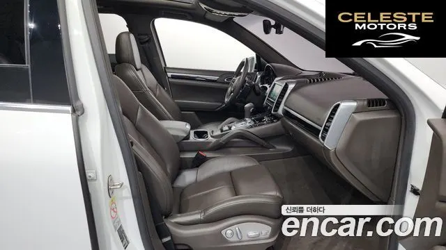 PORSCHE Cayenne 3.0 2016 — photo 11 sur 20
